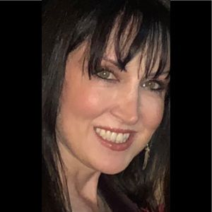 Meet your Posher, Dana